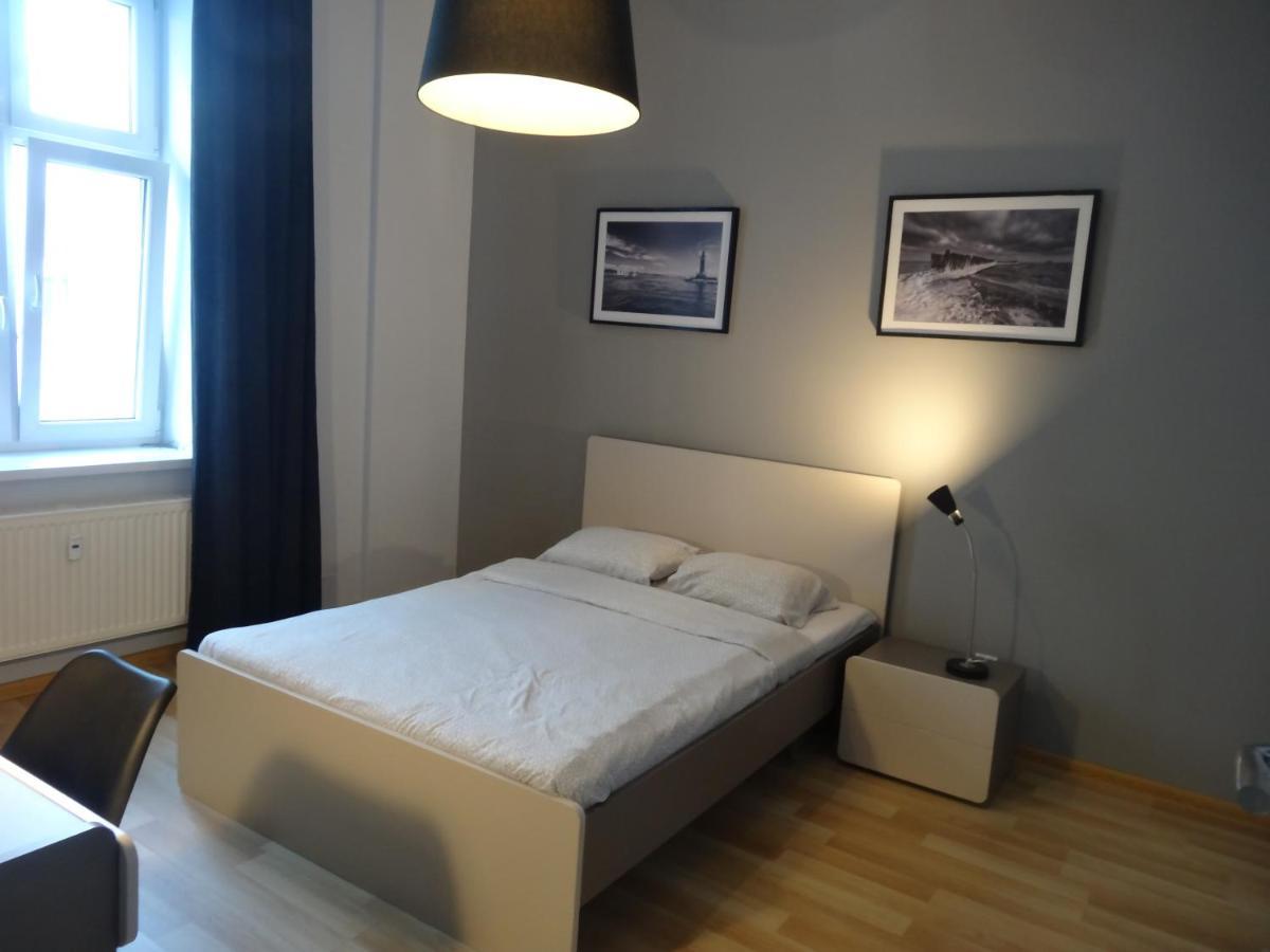 One More Night Apartment, Poznan Old Town Kültér fotó